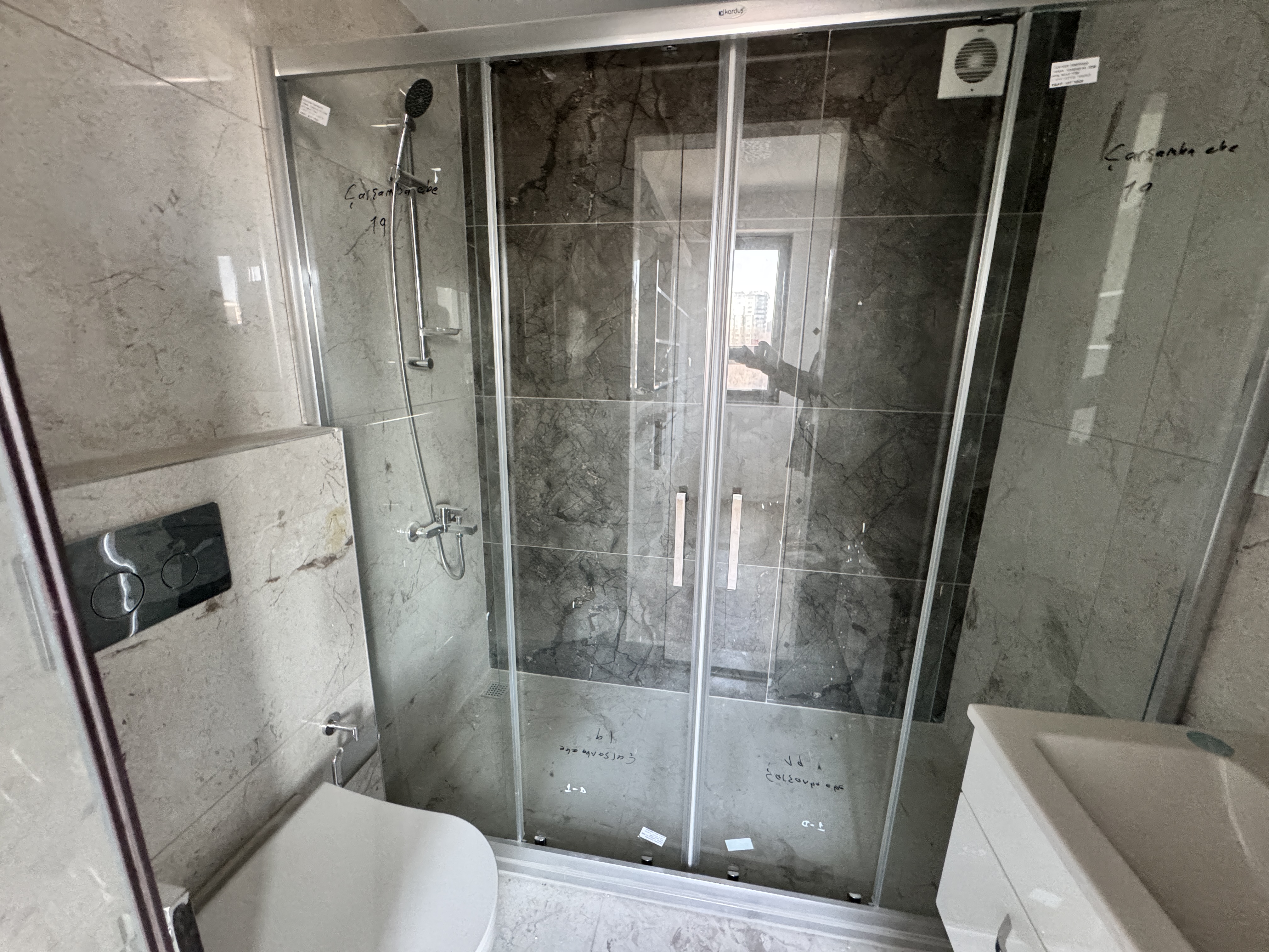 CANİK TÖRE TOWERS'TA ULTRA LÜX 3+1 245 METREKARE DAİRE